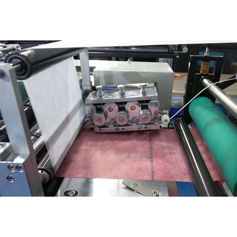 Automatic High Speed Color Tracking And Positioning Fish Mask Machine