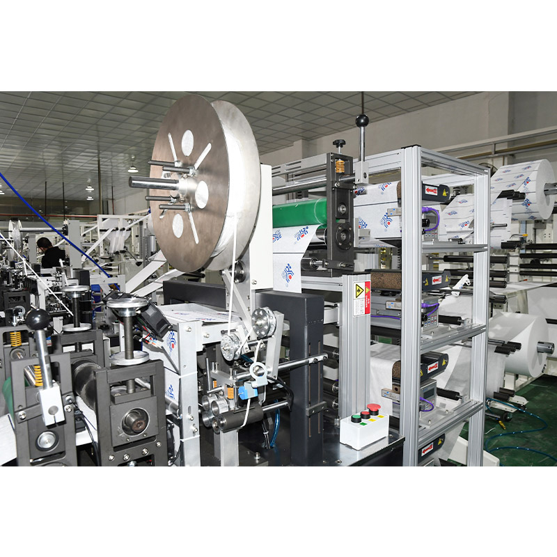 Ultra High Speed Folding And Color Tracking Mask Machine