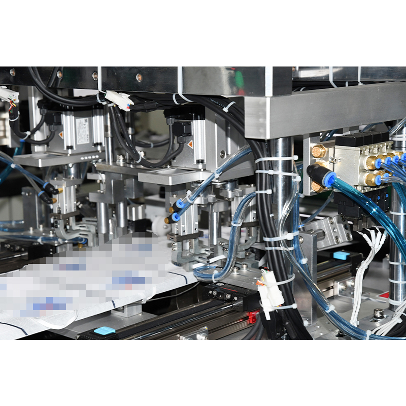 自动追色折叠口罩机